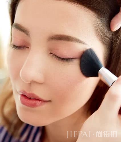 刘海能“整容”！看戚薇BABY这波操作秘密在哪？