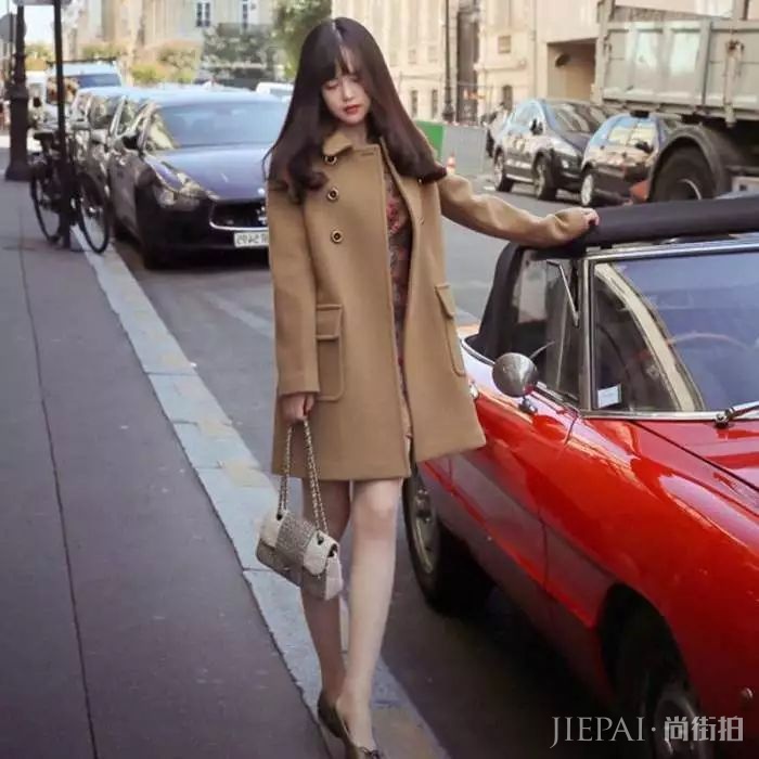 大衣别配黑裤, 太土! 看看聪明女人怎么搭, 个个美的优雅动人