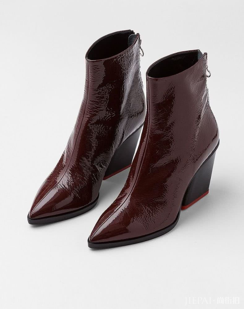 这个秋冬 我们为你推荐好看的50双短靴