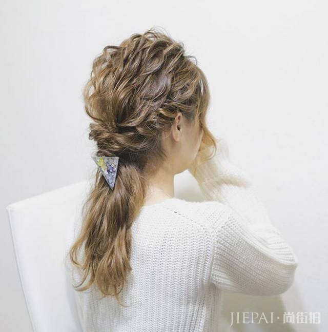 满大街都是半丸子头，我决定美的跟你不一样