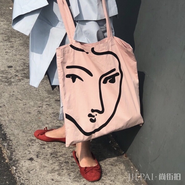 美物大合集，让轻奢包包爱上你！