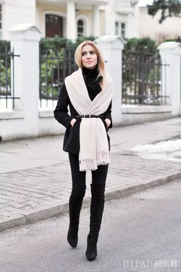 时尚圈吹来了一股“腰”风