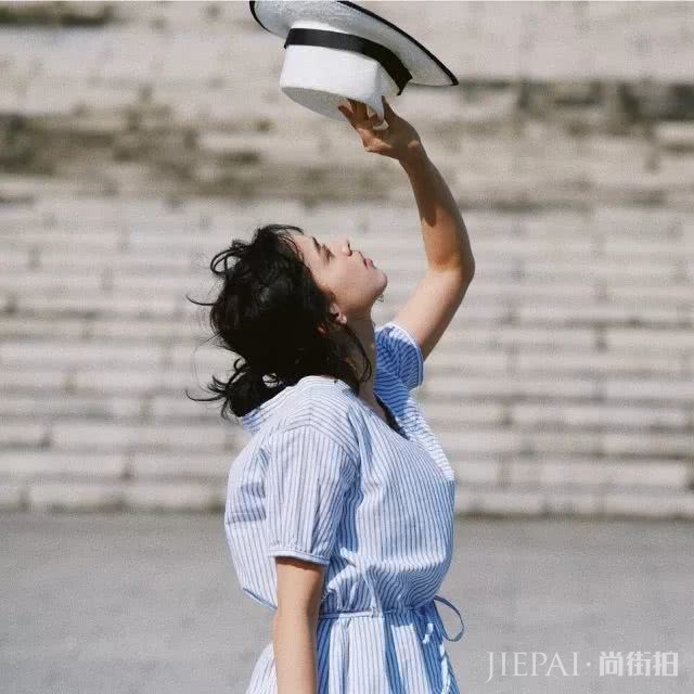 97年混血美少女，有她一半颜值我能横着走