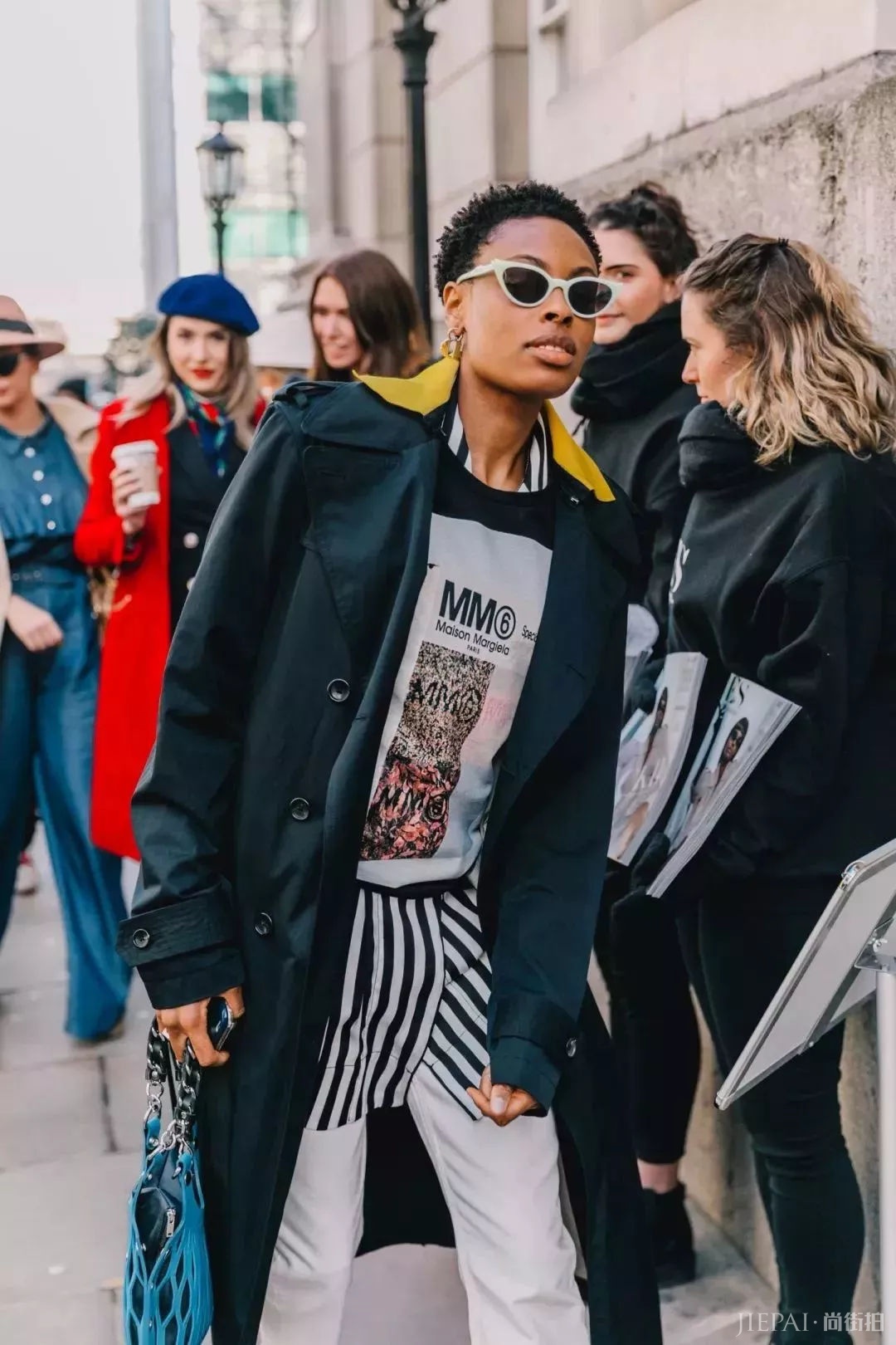 卫衣内搭的100种方法，这样穿保暖又显瘦时髦炸了！