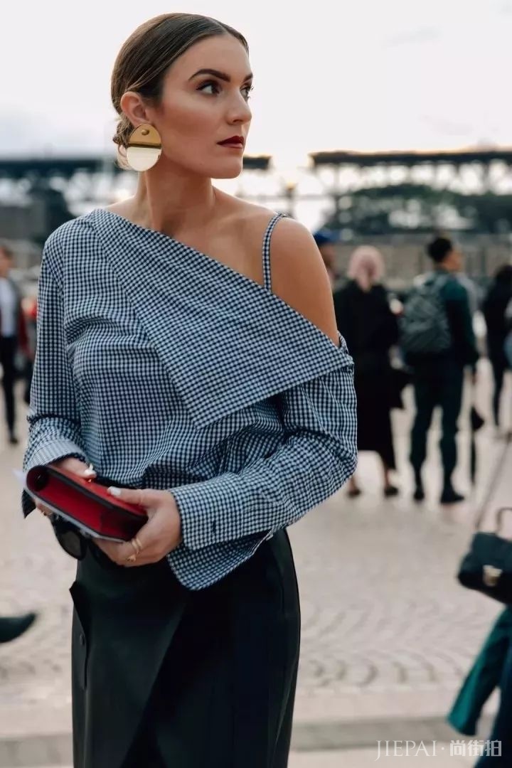 女人你要有一副出挑的耳环,怎么穿都美!