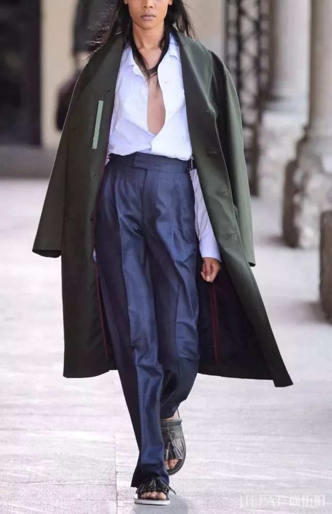 气场十足的大衣,时髦精必备!