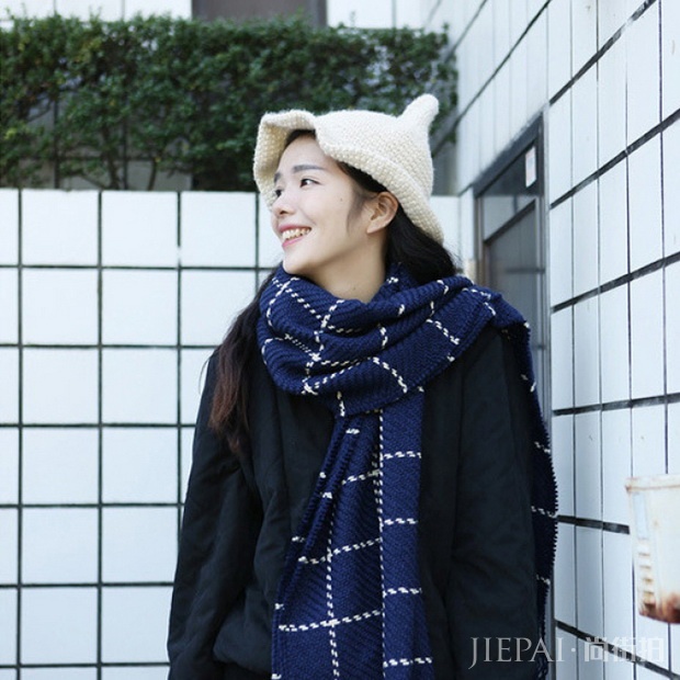 你还不会搭围巾？十个大衣+围巾搭配示范