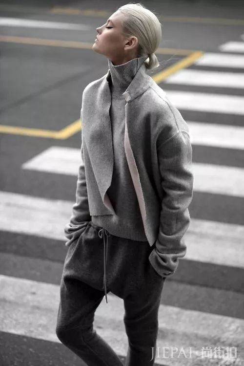 烟囱领毛衣，现在穿正美