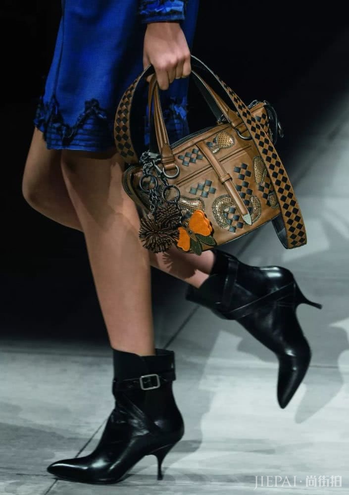 这个秋冬 我们为你推荐好看的50双短靴