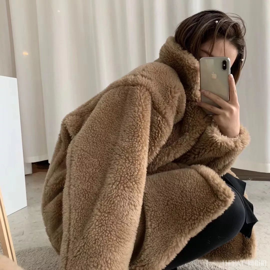 毛衣+大衣，碾压路人搭配大法！