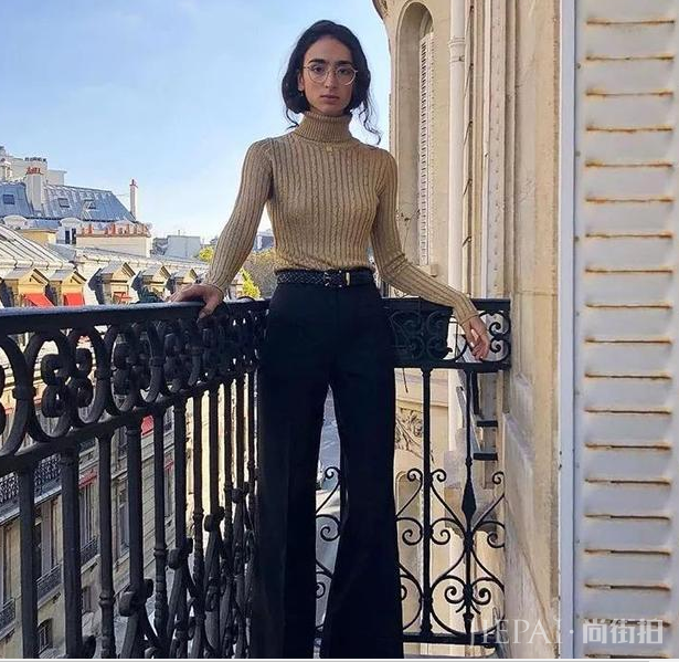 今年秋天这样穿:参考2位法国博主的日常穿搭,打造地道巴黎格调