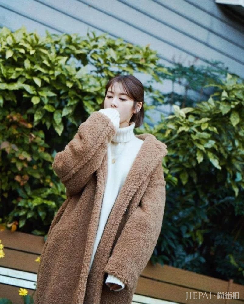 今冬最火外套TOP1，比大衣暖和，比羽绒服时髦