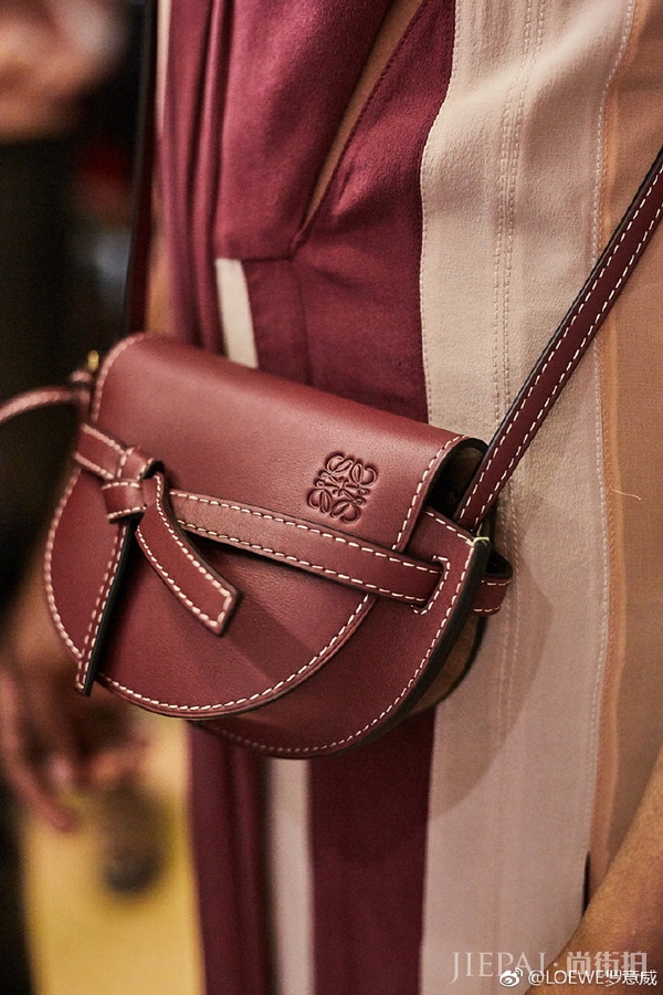 LOEWE罗意威2018秋冬系列女士包袋