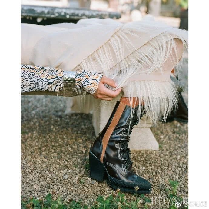 这个秋冬 我们为你推荐好看的50双短靴