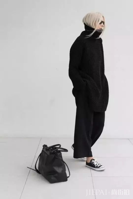 毛衣搭配长裙,打造秋冬优雅时尚!