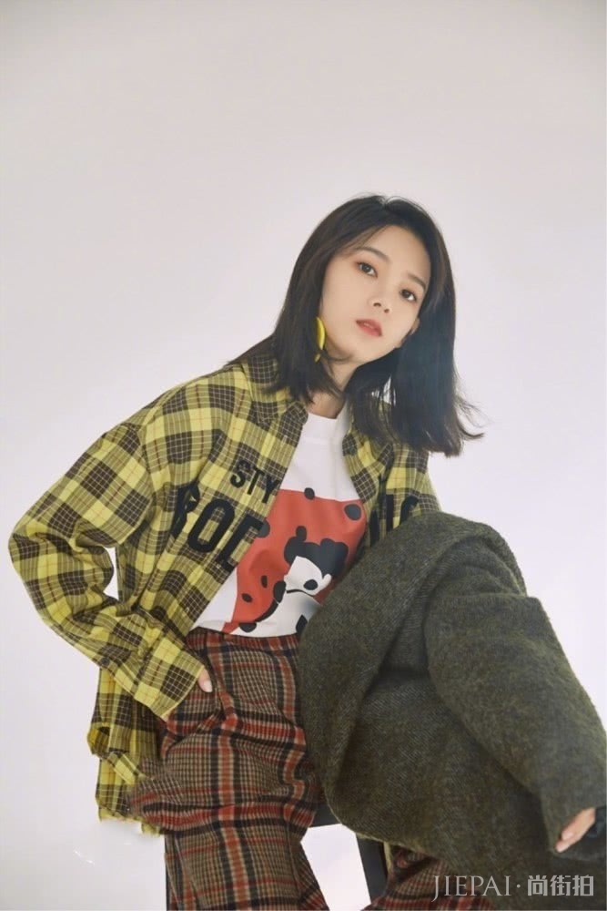 酷GIRL的秋冬时尚不羁又撩人,不知道怎么穿,学陈瑶就对了