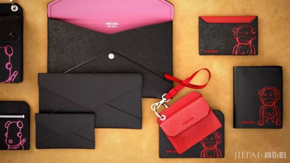 Prada、Gucci圣诞限定包包,妹子们都喜欢的约会单品