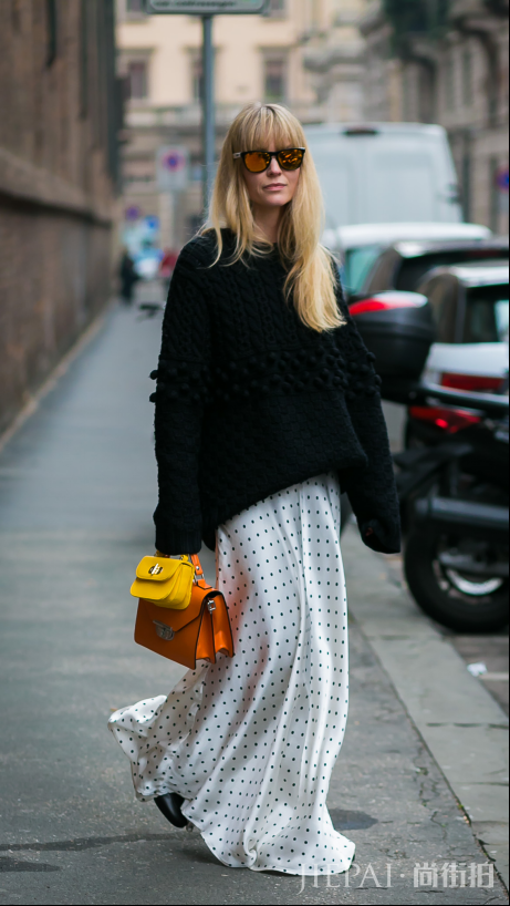 针织衫配什么裙子 亮色甜美优雅就要随心所欲