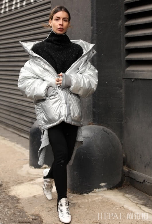 冬季羽绒服＋毛衣，靓丽又洒脱，轻松hold住冷空气