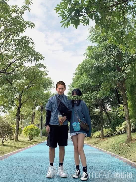 怎样才能成为全网最多衣服的男人?