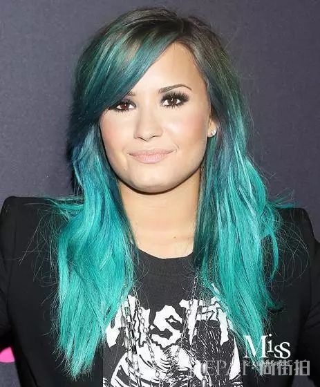 想找到明年最适合自己的发型？赶紧打开这篇2019年最新发型指南吧