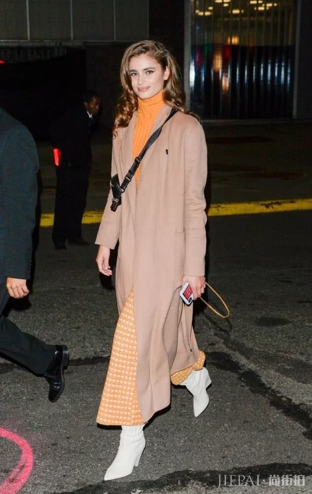 冬日毛衣最显身材的穿法 看看这一篇就明白了