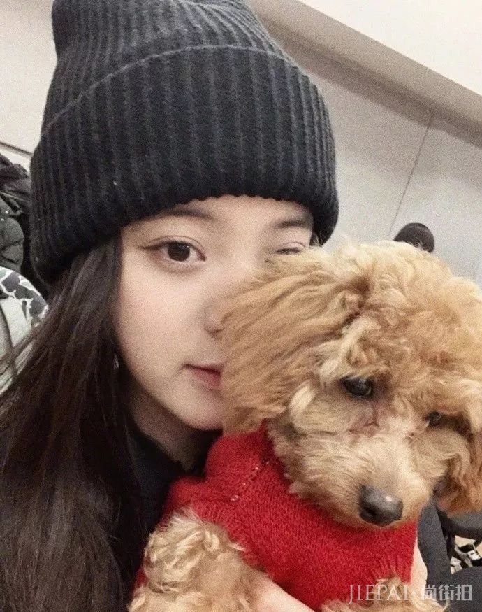 童颜嗲精、超A京妞，这些美少女的vlog比欧阳娜娜还中毒！