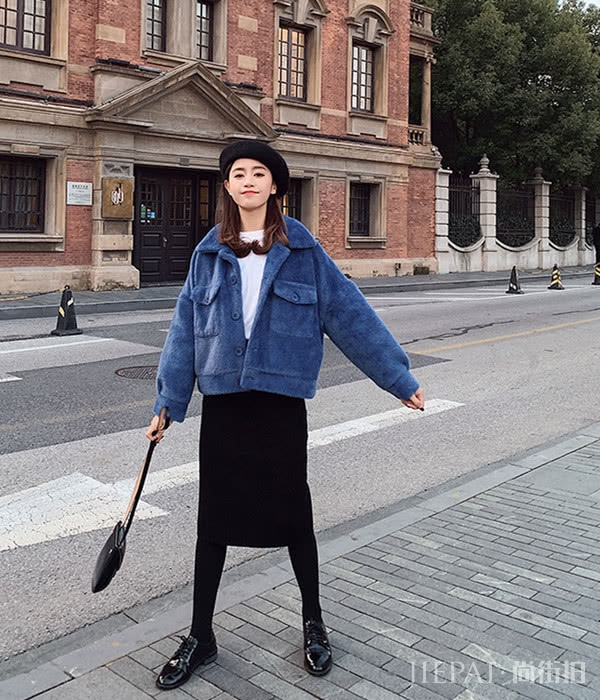 小个子女生怎么穿衣好？选一件有型的短外套，为你时尚感加分