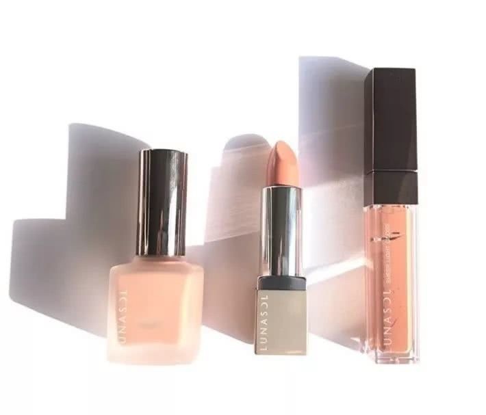 2019春季限量彩妆全攻略，又美又仙！