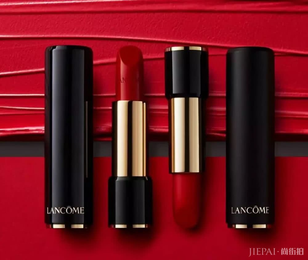 迪丽热巴的口红也太好看了吧！但这个色号现在最显白