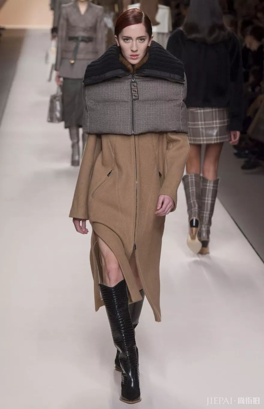 看她们如何羽绒服，潮到爆！