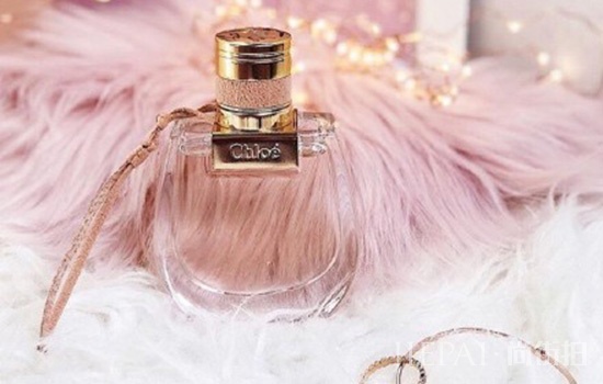 小猪包香水价格 超级清新的小苍兰