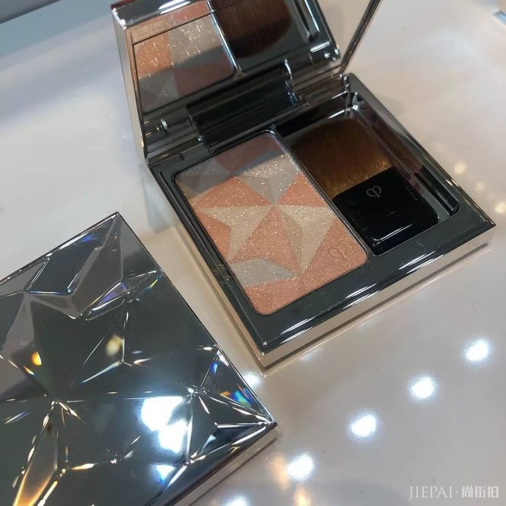 2019春季限量彩妆全攻略，又美又仙！