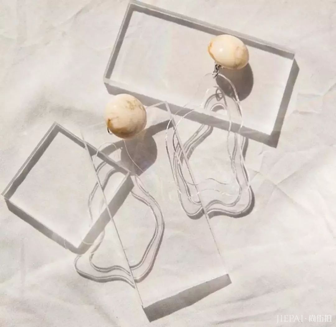 一秒变精致变高级的时髦单品，今年流行这个款！