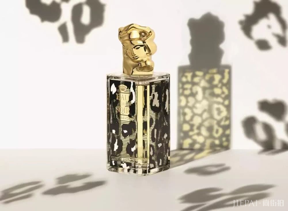 国货越来越会玩了!“发财”眼影和口红你见过吗?