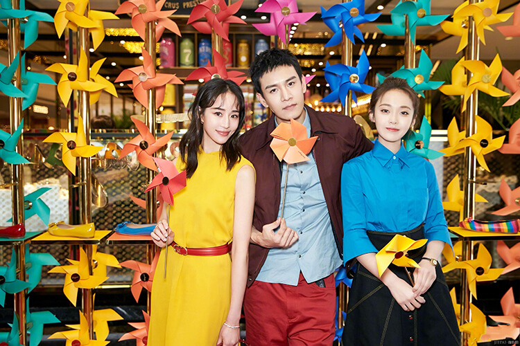 张钧甯厉害了,裙子反着穿却意外的好看,换个发型美回18岁