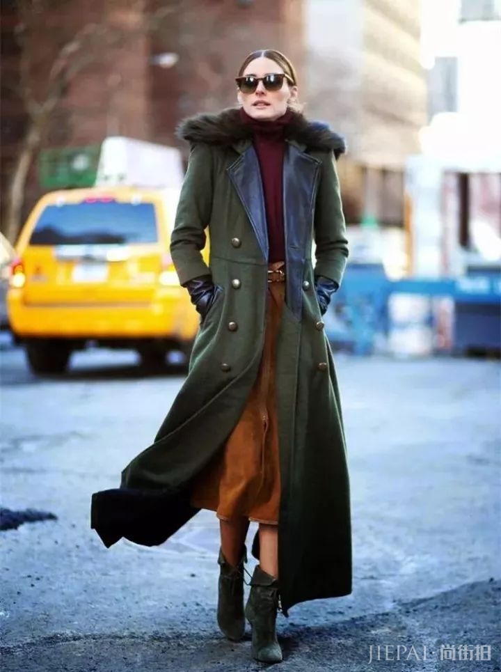 长大衣里面套裙子,竟然这么好看!