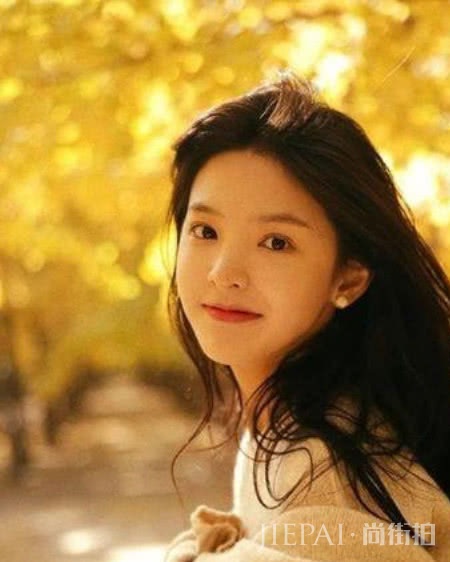 章若楠私服穿搭起底,从校花到网红一直都很美