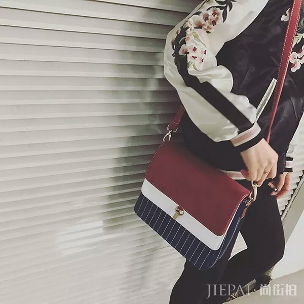 拥有这样的包包,你也可以玩转时尚