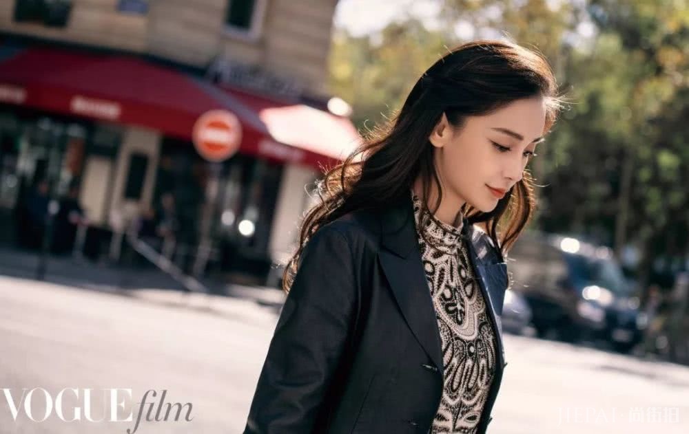Angelababy演绎《巴黎奇遇》:陌生街头的柳暗花明