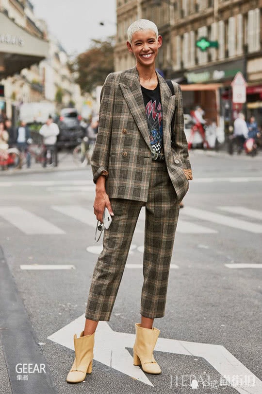 法式风格街拍带给你满满穿搭灵感 这样穿才叫优雅