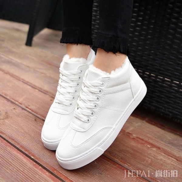 一双可以在冬天横扫衣橱的帆布鞋!