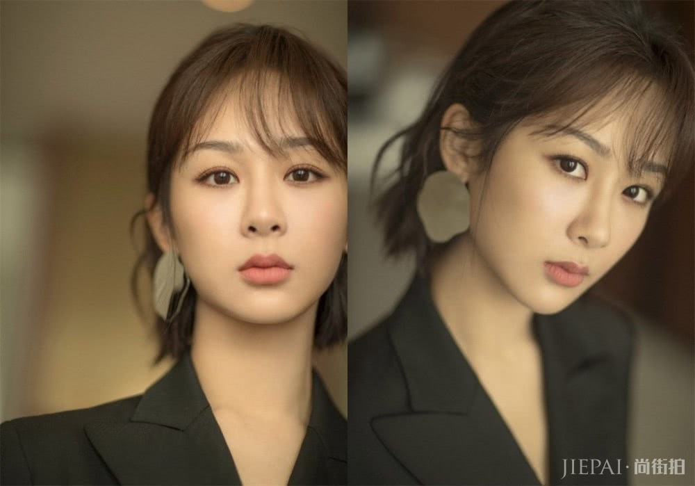 杨紫出席活动穿粉西装搭配针织衫,打扮帅气还温柔