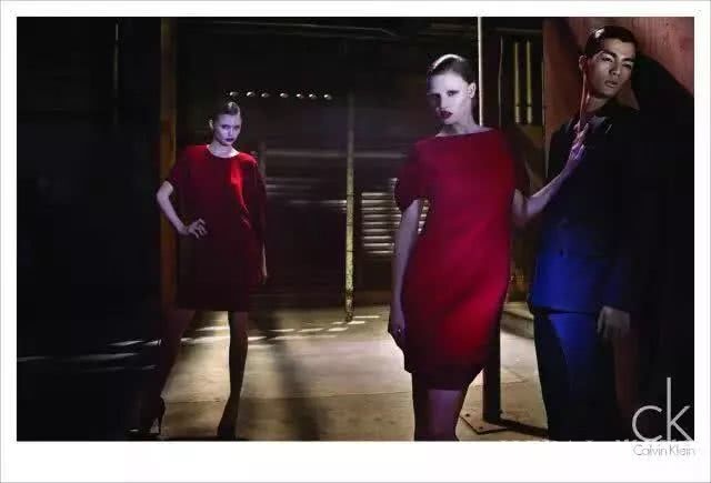 这对国民超模CP,被蓝血品牌双双相中,还要带着宝宝走秀?