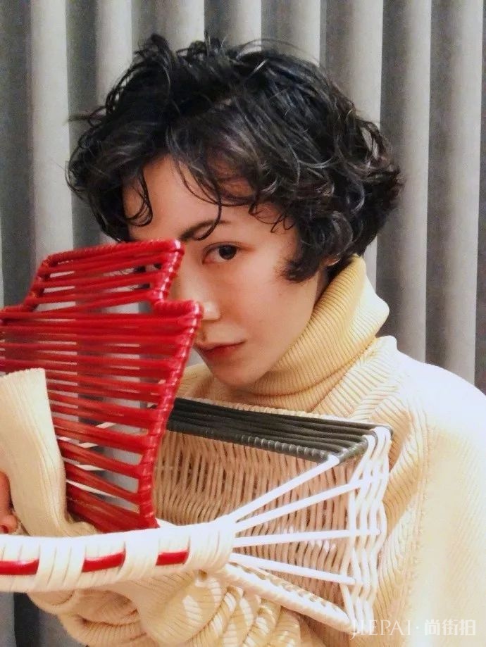 羊毛卷——继"辛芷蕾"后又将爆火的发型!