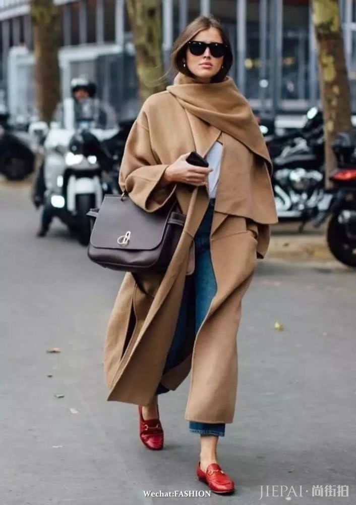 驼色为什么能流行这么久?因为随便搭回头率都是100%