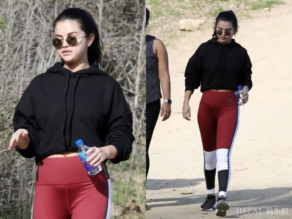 赛琳娜又穿运动衣秀小蛮腰啦