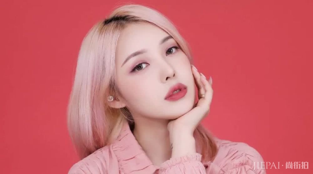 如何成为年会Queen，让同事沦落为背景板