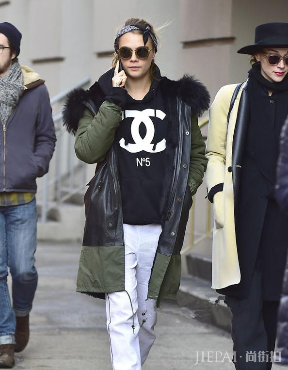 大冷天穿派克大衣 保暖又有范