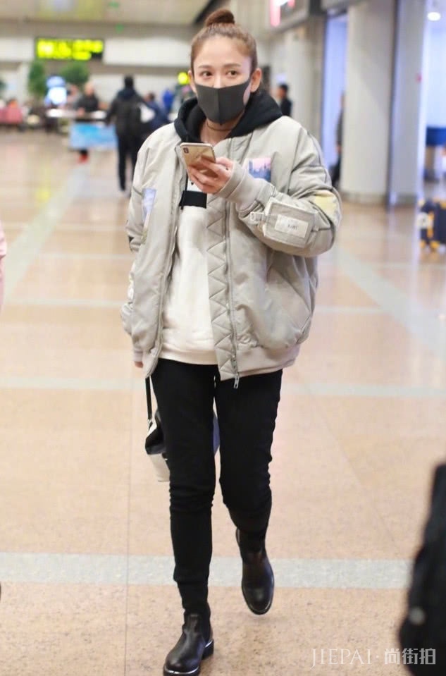 陈乔恩素颜亮相,皮肤细腻白到发光